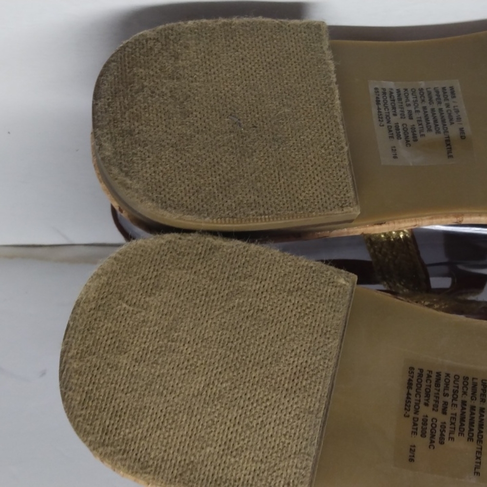 DB Sandals - Picture 7 of 8